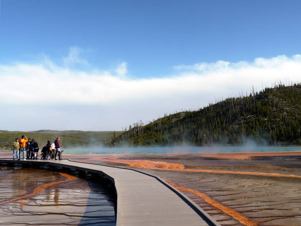 Best time to see Grand Prismatic Spring in Yellowstone National Park