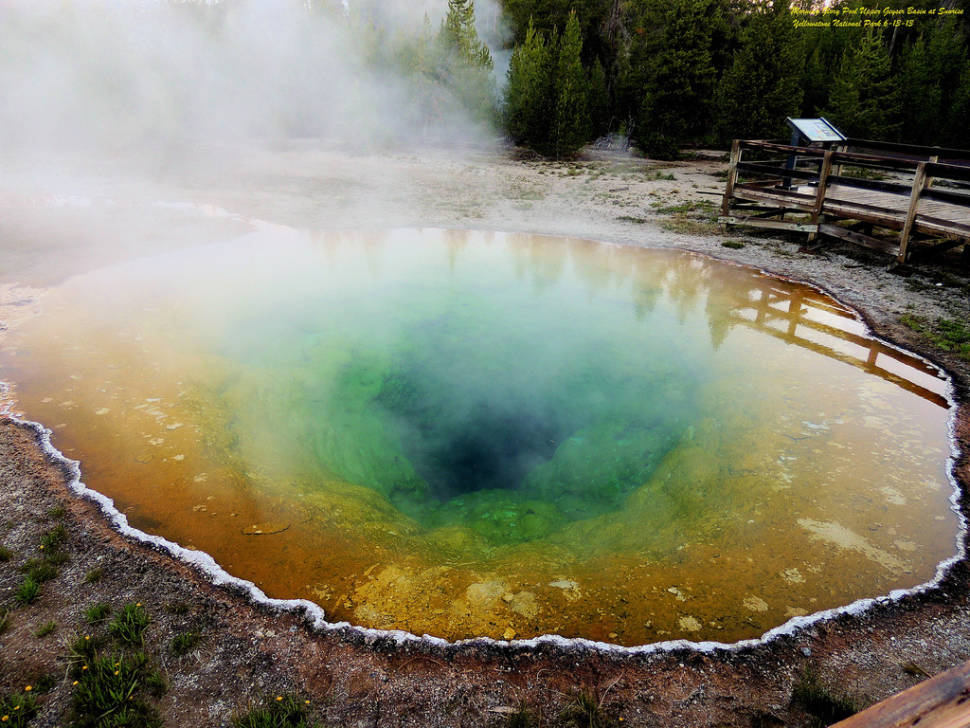 Morning Glory Pool in Yellowstone National Park - Best Season