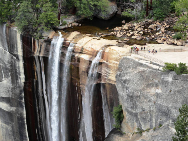 Best time for Mist Trail in Yosemite